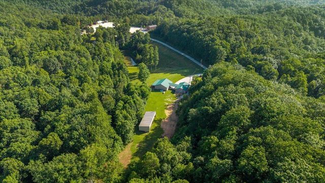 3449 Barkers Branch Road, Stanton, KY 40380