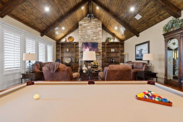 102 NATHAN, Chandler, TX 75758