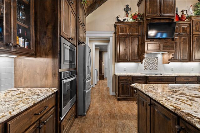 102 NATHAN, Chandler, TX 75758