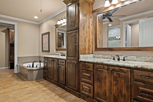 102 NATHAN, Chandler, TX 75758