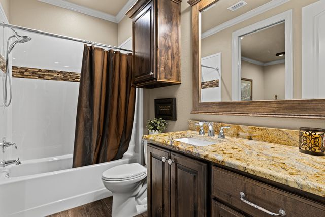 102 NATHAN, Chandler, TX 75758
