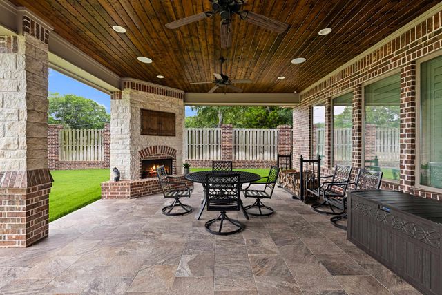 102 NATHAN, Chandler, TX 75758