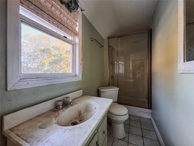 290 N TROWELL AVENUE, Umatilla, FL 32784