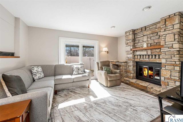 1805 Marie Lane, North Mankato, MN 56003