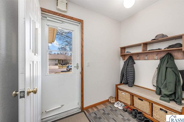 1805 Marie Lane, North Mankato, MN 56003