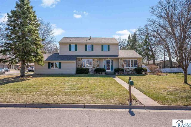 1805 Marie Lane, North Mankato, MN 56003