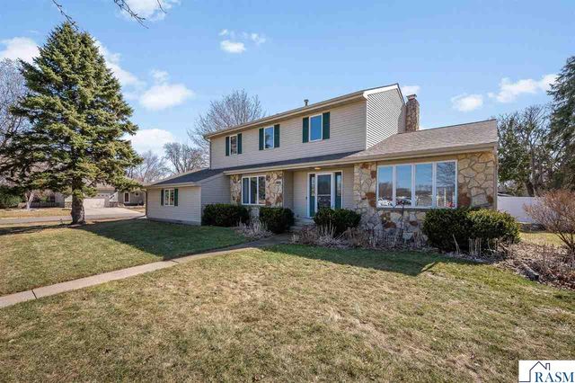 1805 Marie Lane, North Mankato, MN 56003