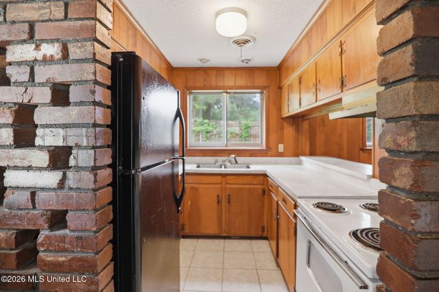 8903 Yorktown Drive, Southaven, MS 38671