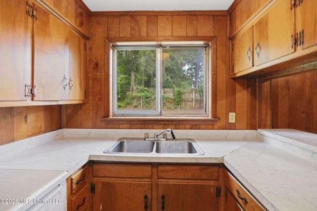 8903 Yorktown Drive, Southaven, MS 38671