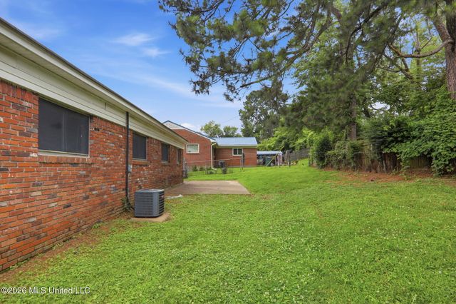 8903 Yorktown Drive, Southaven, MS 38671