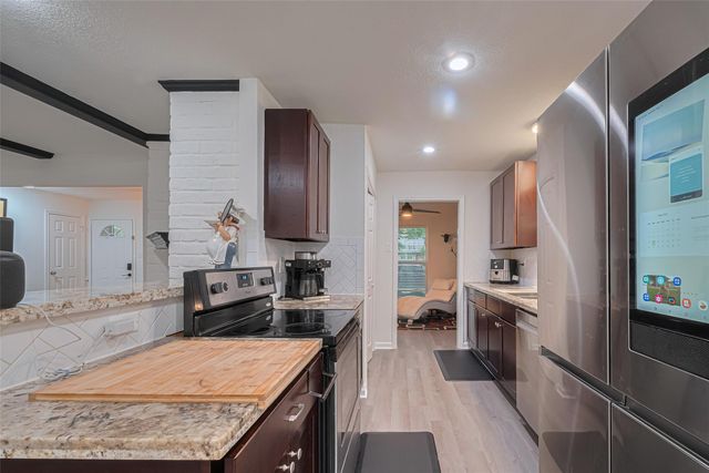 12602 Westleigh Drive, Houston, TX 77077