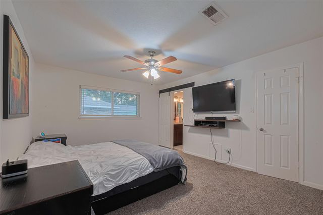 12602 Westleigh Drive, Houston, TX 77077