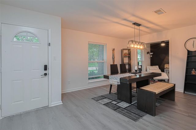 12602 Westleigh Drive, Houston, TX 77077