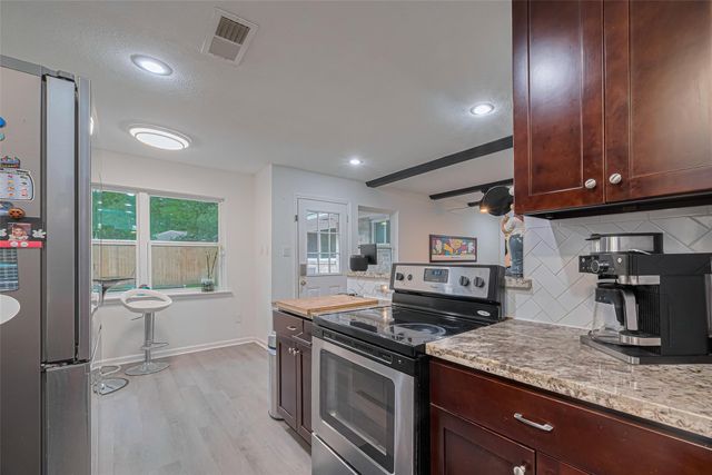 12602 Westleigh Drive, Houston, TX 77077