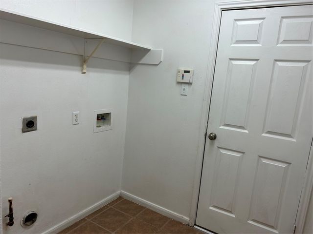 10806 Tobar Falls Circle, Houston, TX 77064