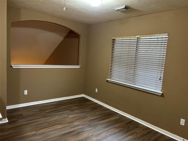 10806 Tobar Falls Circle, Houston, TX 77064