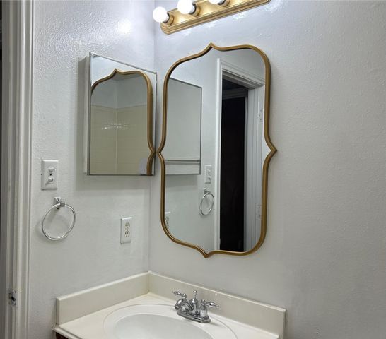 10806 Tobar Falls Circle, Houston, TX 77064