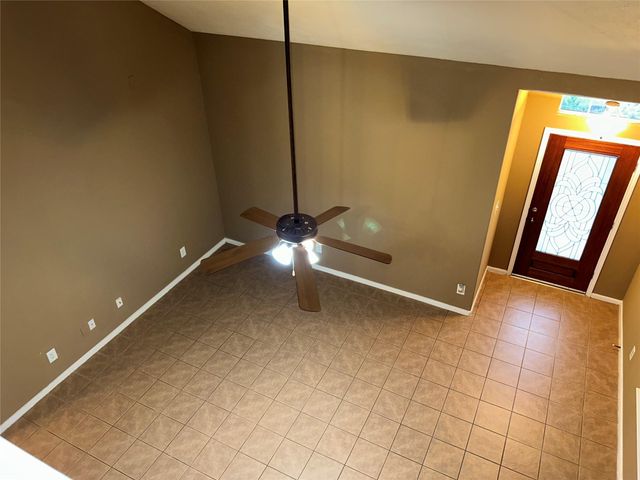 10806 Tobar Falls Circle, Houston, TX 77064