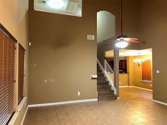 10806 Tobar Falls Circle, Houston, TX 77064