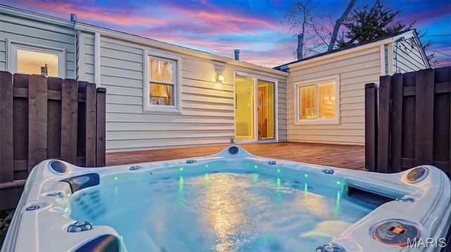 7609 General Meade Lane, Unincorporated, MO 63123