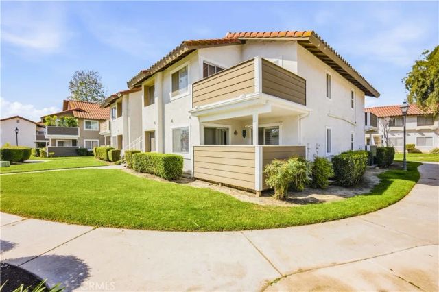 3709 Country Oaks Loop E, Ontario, CA 91761