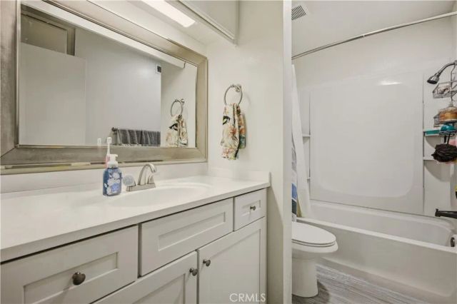 3709 Country Oaks Loop E, Ontario, CA 91761