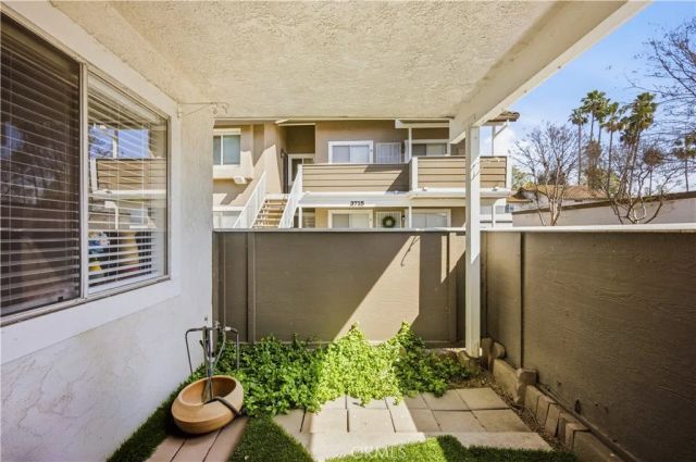 3709 Country Oaks Loop E, Ontario, CA 91761