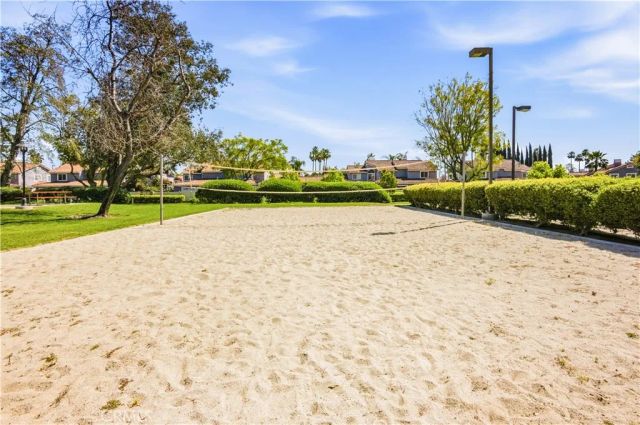 3709 Country Oaks Loop E, Ontario, CA 91761