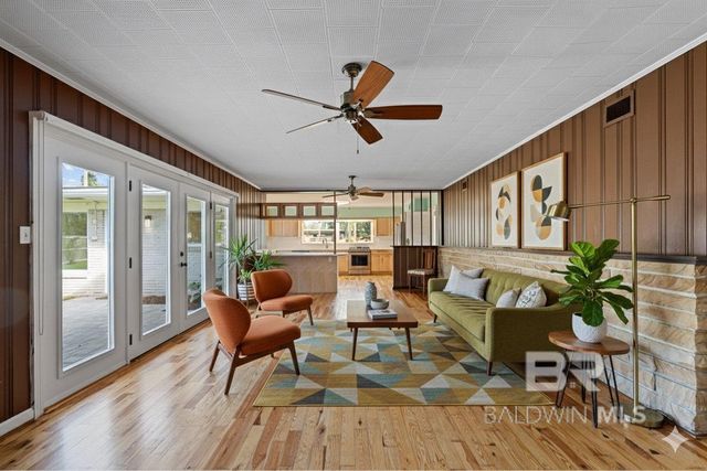 410 W Verbena Avenue, Foley, AL 36535