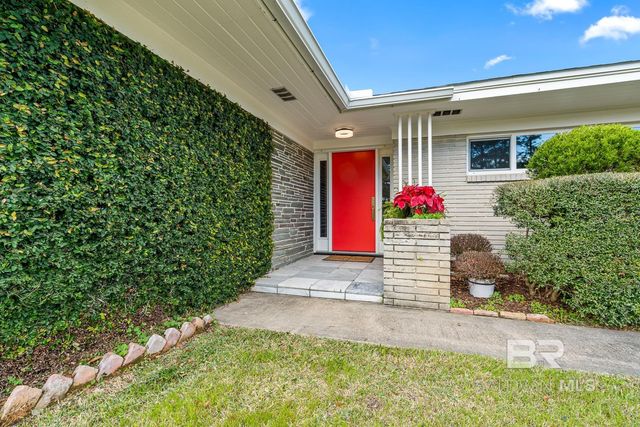 410 W Verbena Avenue, Foley, AL 36535