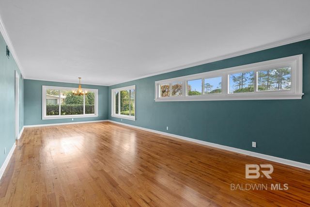 410 W Verbena Avenue, Foley, AL 36535