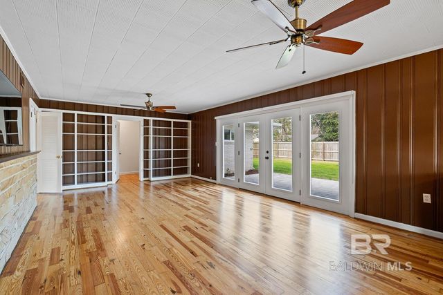 410 W Verbena Avenue, Foley, AL 36535