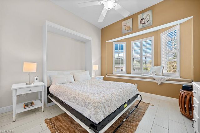 443 8th AVE S 104, Naples, FL 34102