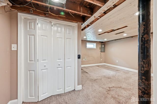 42 Brookwood Road, Spotswood, NJ 08884