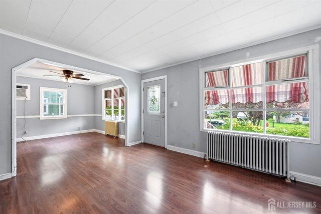 42 Brookwood Road, Spotswood, NJ 08884