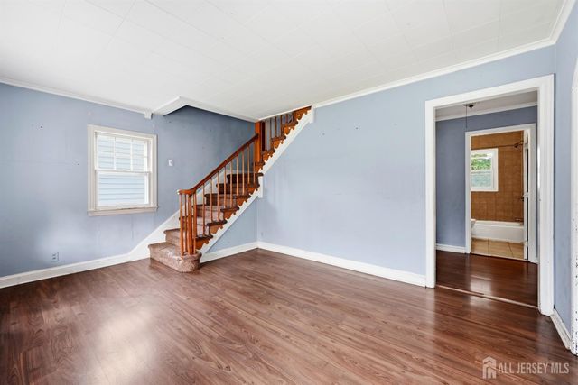 42 Brookwood Road, Spotswood, NJ 08884