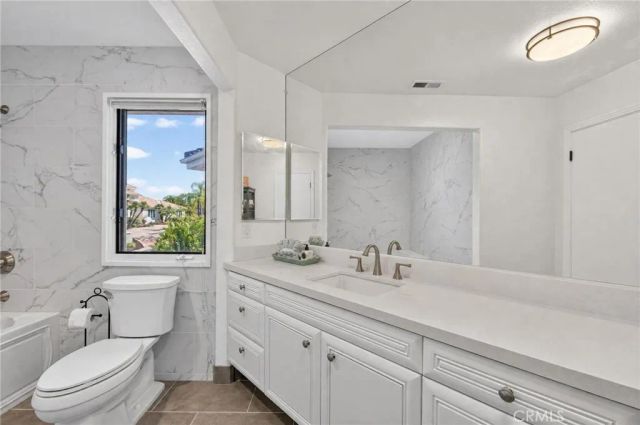 17943 Highlands Ranch, Poway, CA 92064