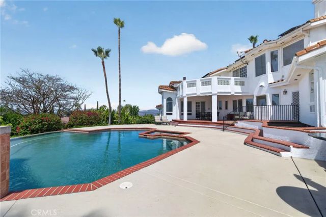 17943 Highlands Ranch, Poway, CA 92064