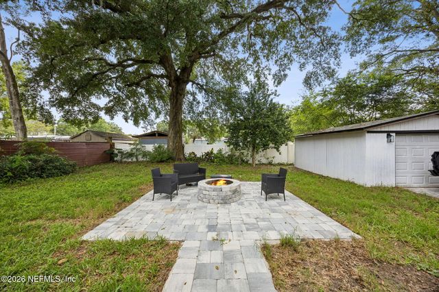 6535 BRANDEMERE Road N, Jacksonville, FL 32211