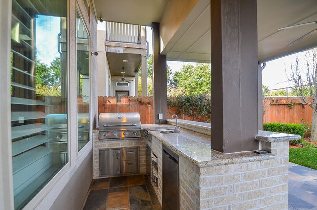 13216 Dartmoor Terrace Drive, Houston, TX 77077