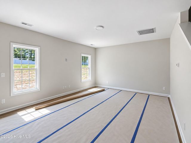 91 Crossvine Street, Selma, NC 27576