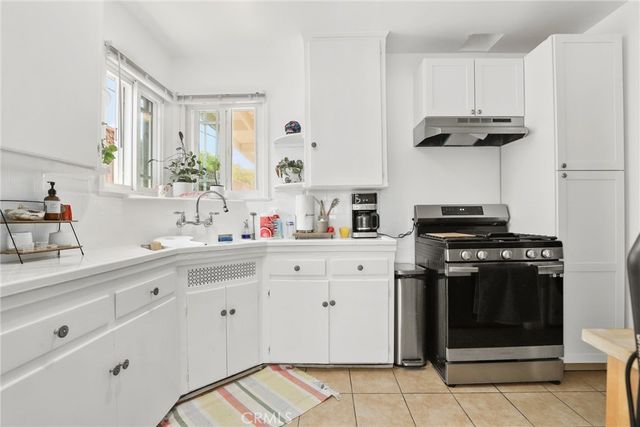 2129 N Pepper Street, Burbank, CA 91505