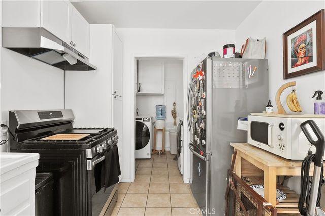 2129 N Pepper Street, Burbank, CA 91505