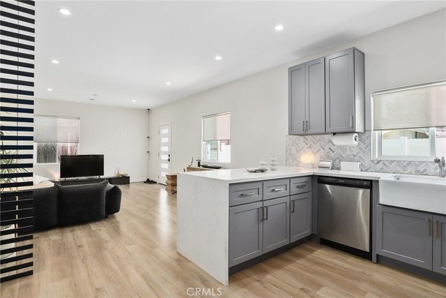 2129 N Pepper Street, Burbank, CA 91505