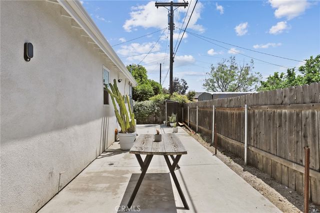 2129 N Pepper Street, Burbank, CA 91505