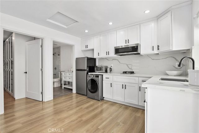 2129 N Pepper Street, Burbank, CA 91505