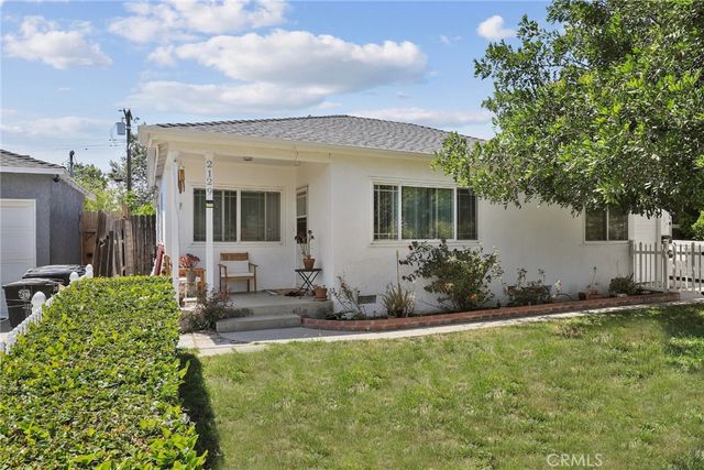 2129 N Pepper Street, Burbank, CA 91505