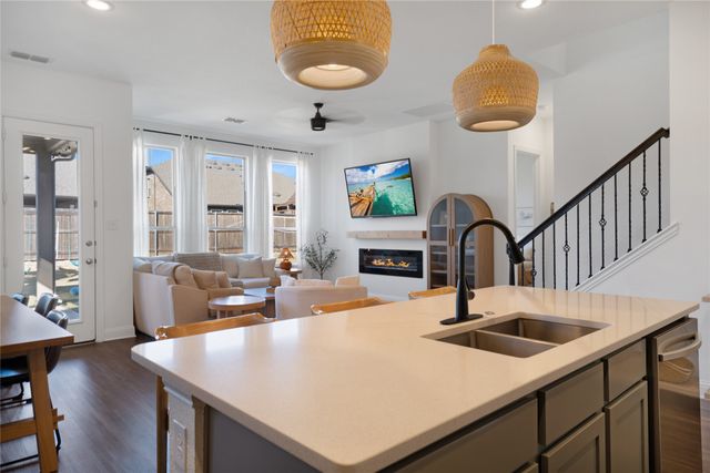 1501 White Water Way, Aubrey, TX 76227