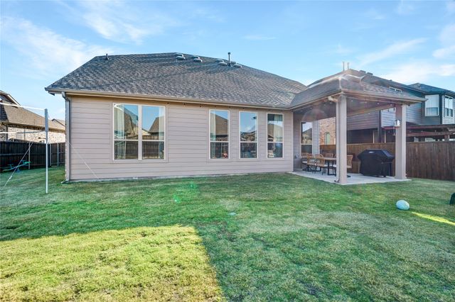 1501 White Water Way, Aubrey, TX 76227