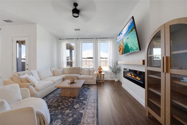 1501 White Water Way, Aubrey, TX 76227